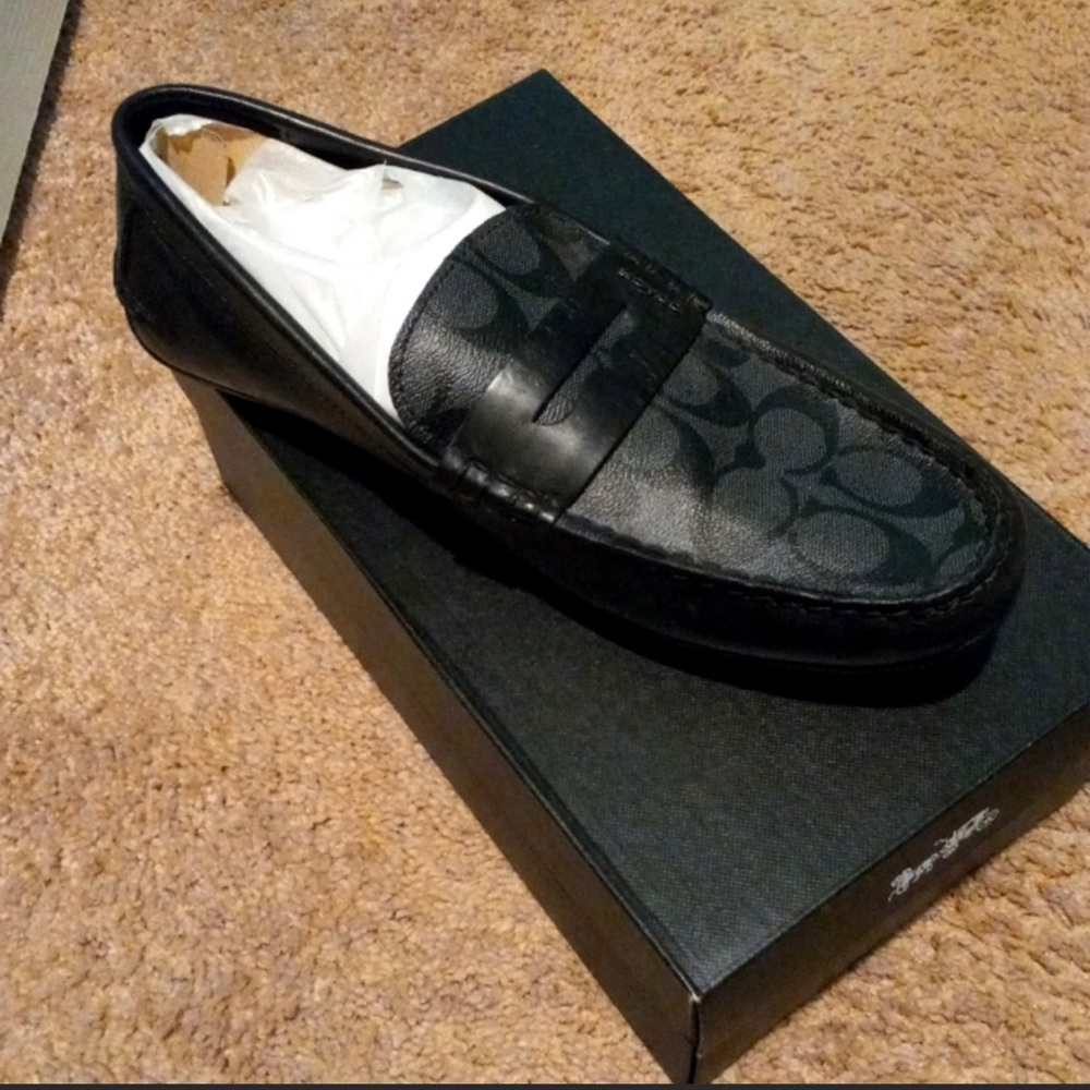 COACH LOAFERS - NEW - SIZE 10 D